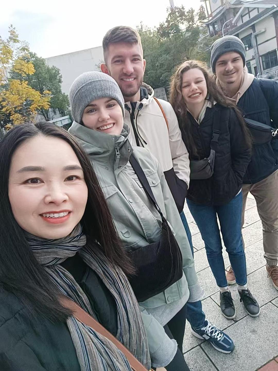 Chong Chong Guesthouse 張家界市 エクステリア 写真